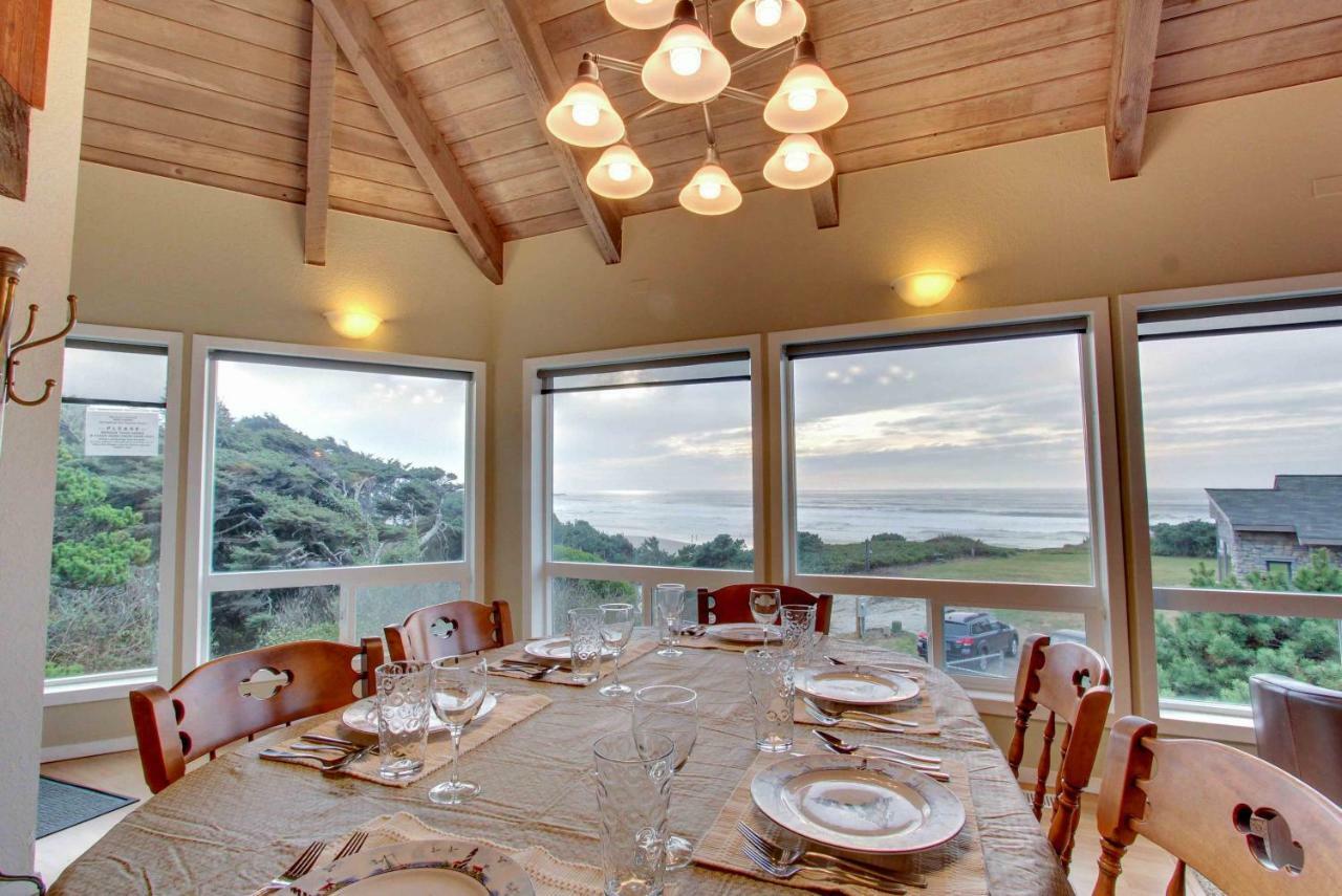 The Yaquina House Villa Newport Exterior photo